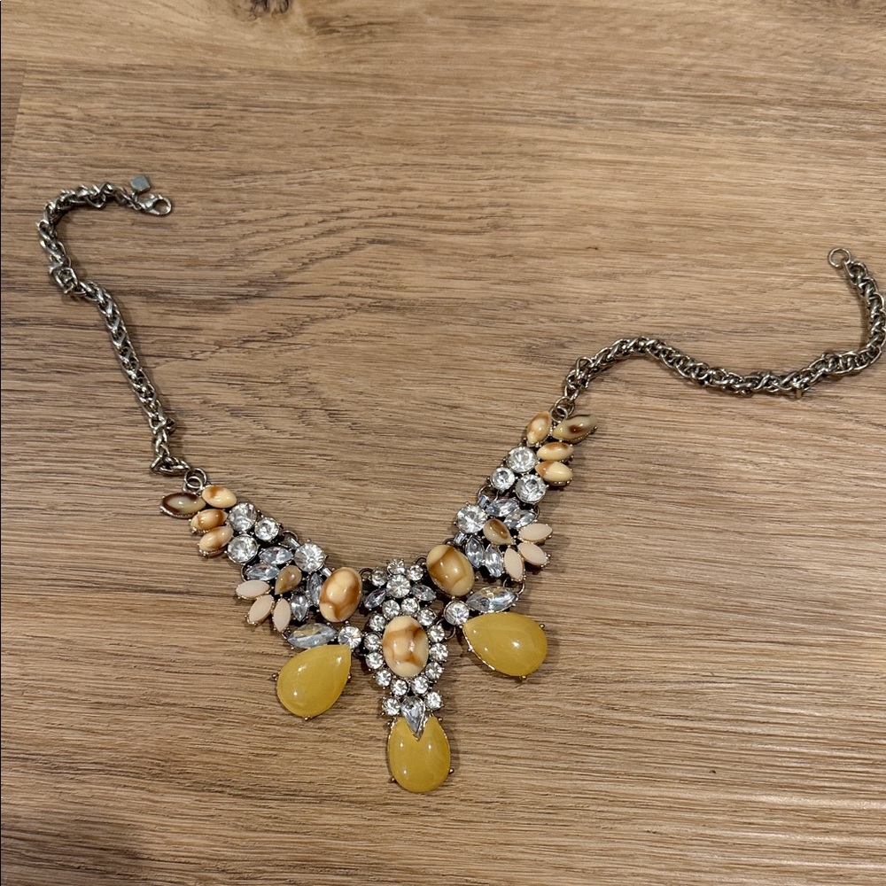 Elegant Yellow and Gold Statement Necklace